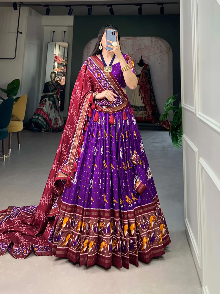 Women's Traditional Wear Tussar Silk Ikkat Patola Print Lehenga Choli Set.