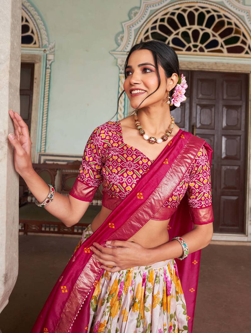 Women's Indian Lehenga Set with Blouse and Dupatta, Free Size,Floral Printed Silk.
