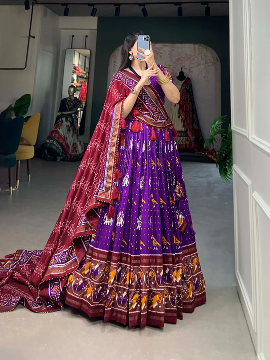 Women's Traditional Wear Tussar Silk Ikkat Patola Print Lehenga Choli Set.