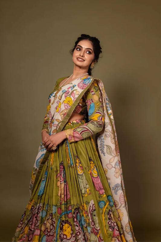 New Arrivals Green KalmKari Lenenga Set
