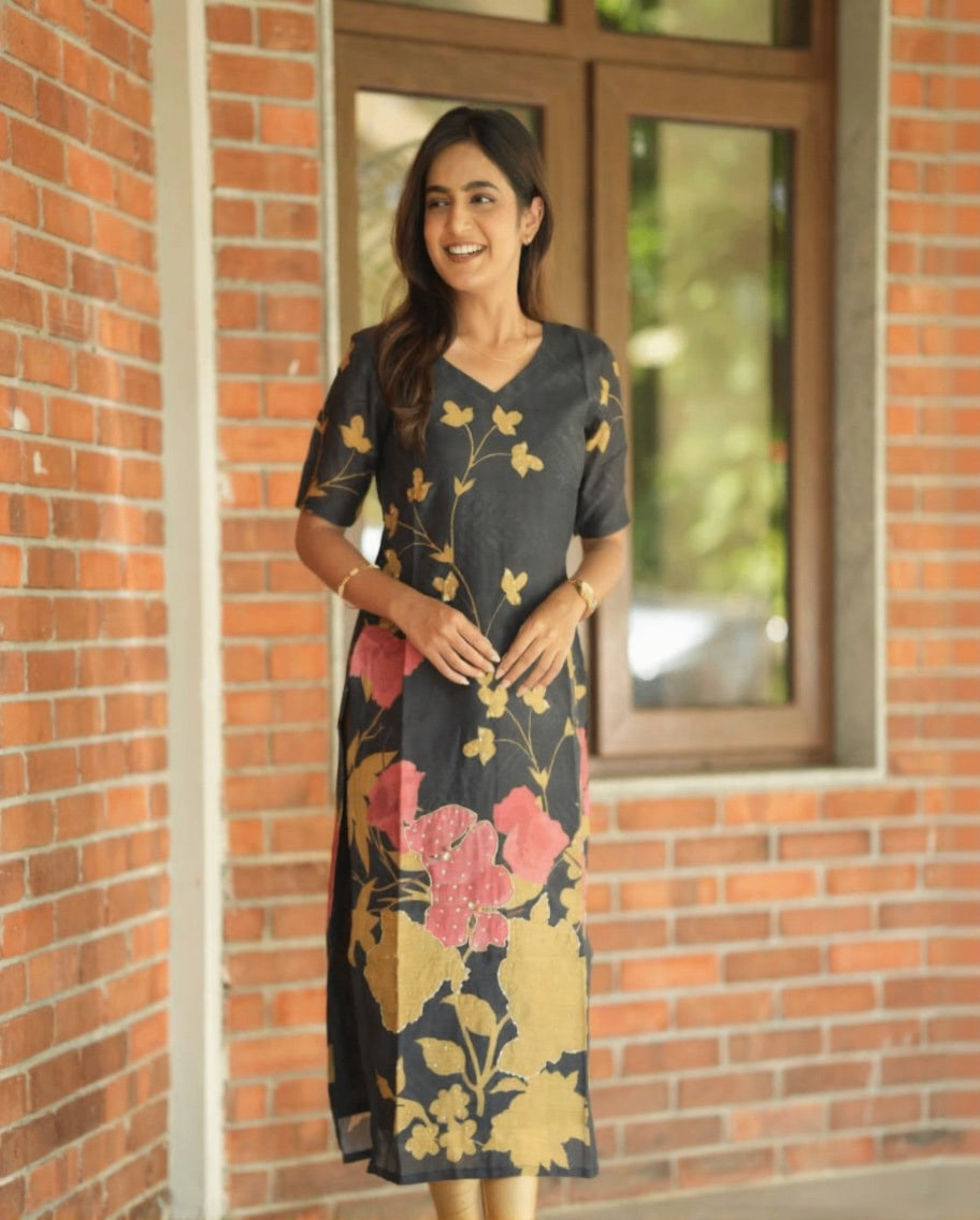 Black Blooming Floral Kurti For Women